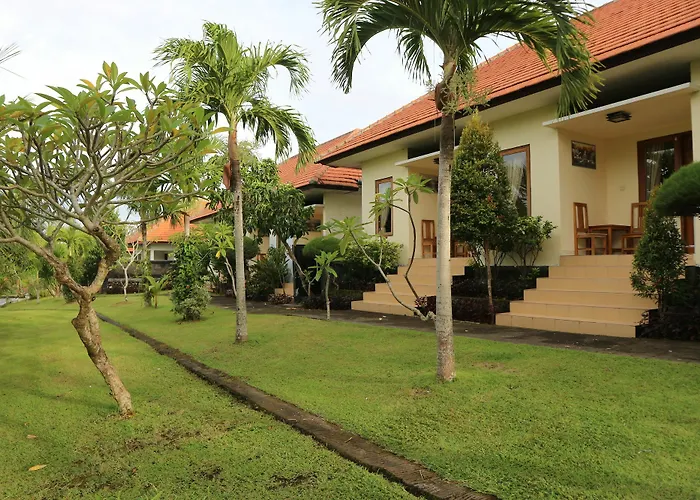 Bhujangga's Village Near Pantai Redpartner * Uluwatu